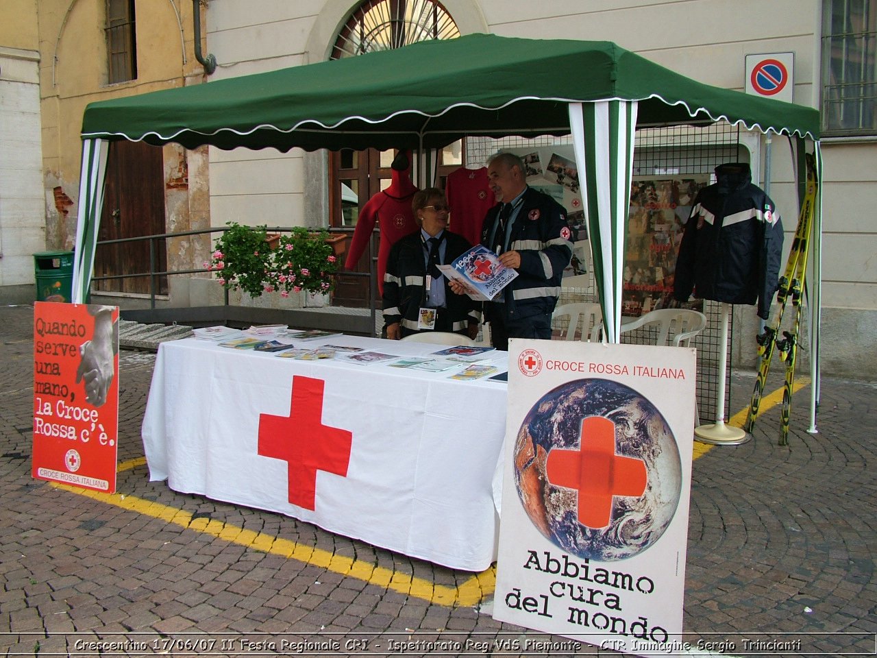 Crescentino - 17 giugno 2007 - II festa regionale CRI   - Croce Rossa Italiana - Ispettorato Regionale Volontari del Soccorso Piemonte