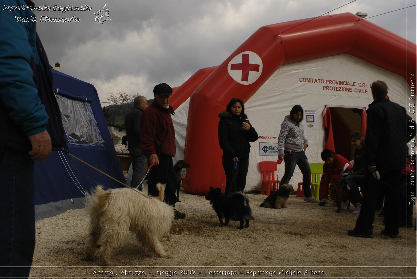 Assergi, Abruzzo -  maggio 2009 - Terremoto - Reportage Michele Albera -  Croce Rossa Italiana - Ispettorato Regionale Volontari del Soccorso Piemonte