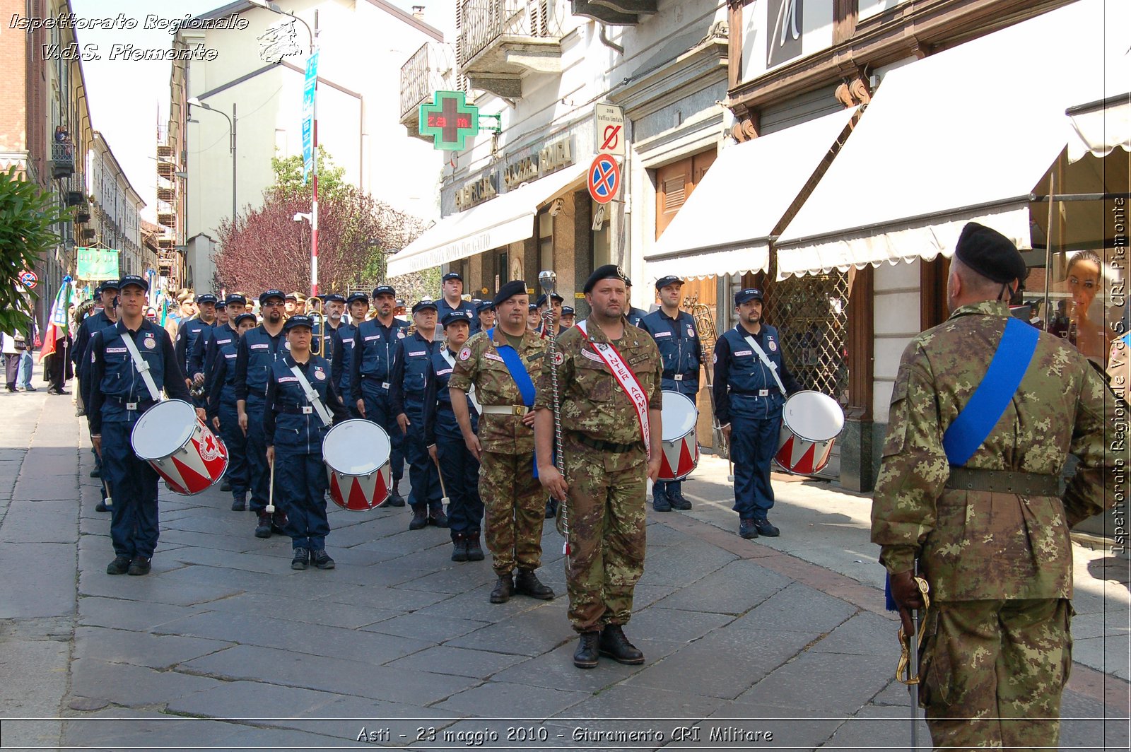 Asti - 23 maggio 2010 - Giuramento Solenne Corpo Militare della CRI  -  Croce Rossa Italiana - Ispettorato Regionale Volontari del Soccorso Piemonte