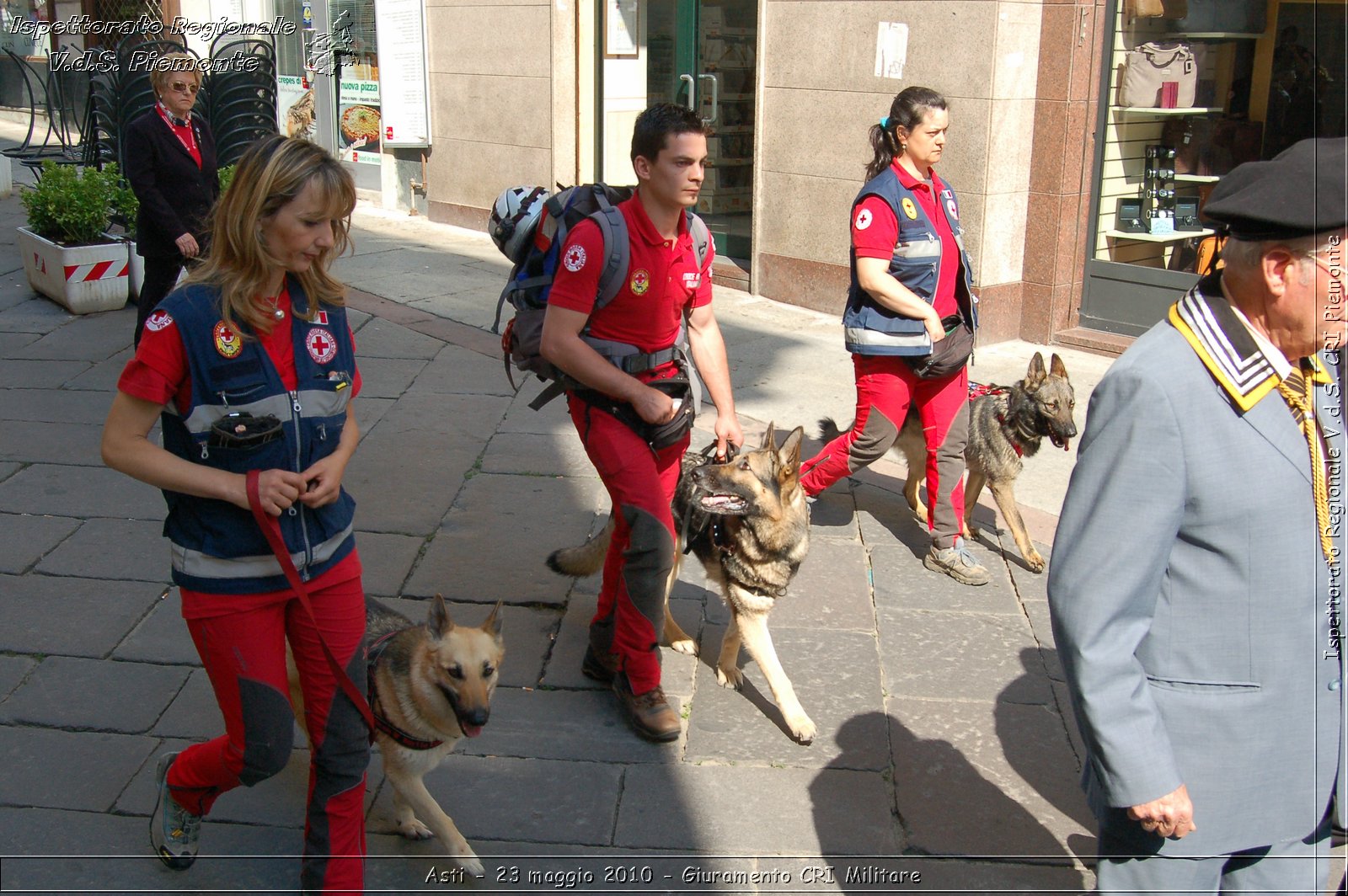 Asti - 23 maggio 2010 - Giuramento Solenne Corpo Militare della CRI  -  Croce Rossa Italiana - Ispettorato Regionale Volontari del Soccorso Piemonte