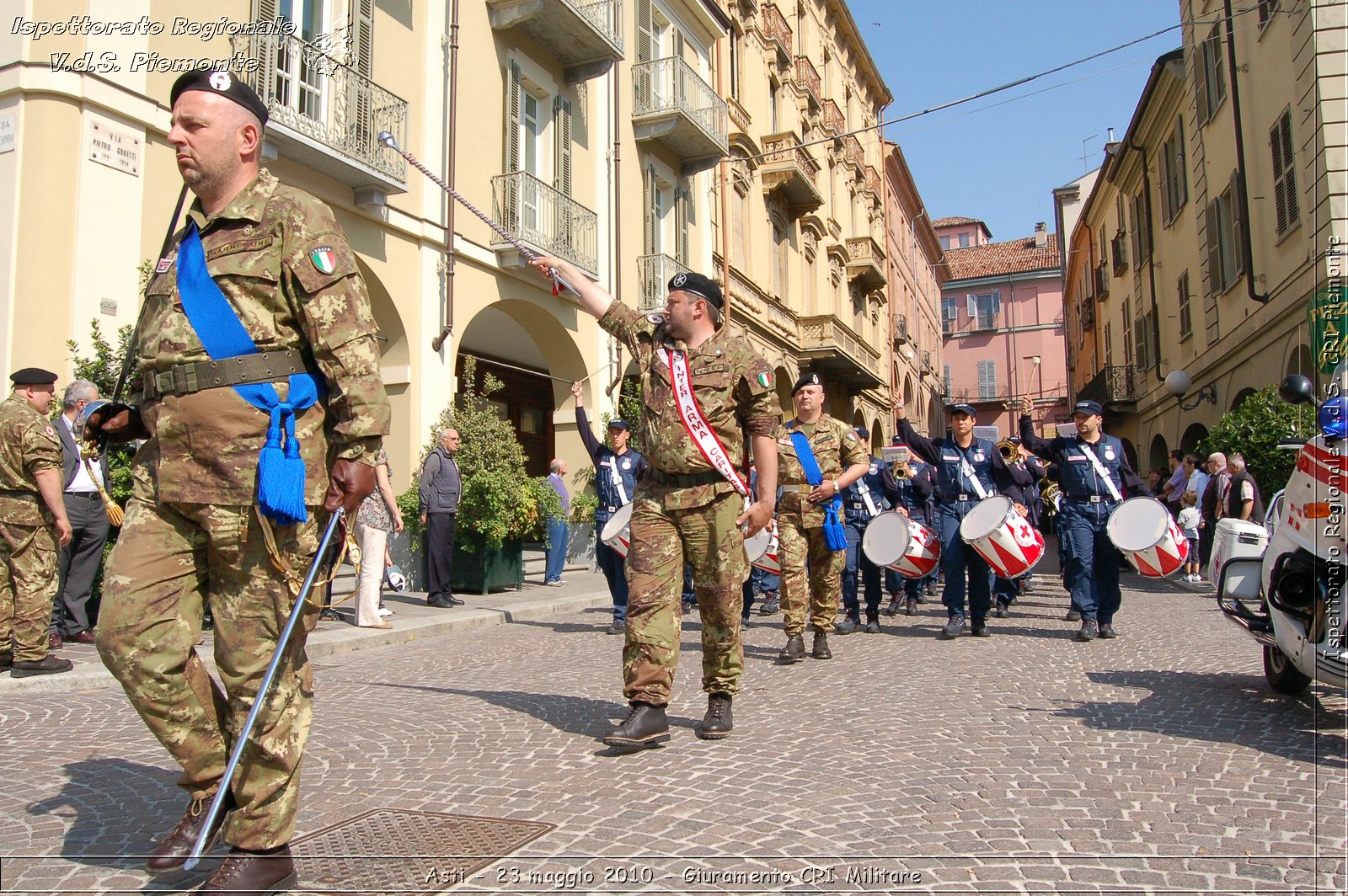 Asti - 23 maggio 2010 - Giuramento Solenne Corpo Militare della CRI  -  Croce Rossa Italiana - Ispettorato Regionale Volontari del Soccorso Piemonte