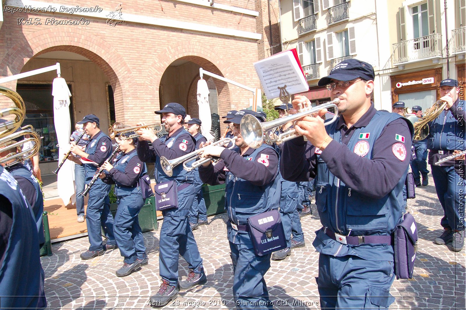 Asti - 23 maggio 2010 - Giuramento Solenne Corpo Militare della CRI  -  Croce Rossa Italiana - Ispettorato Regionale Volontari del Soccorso Piemonte