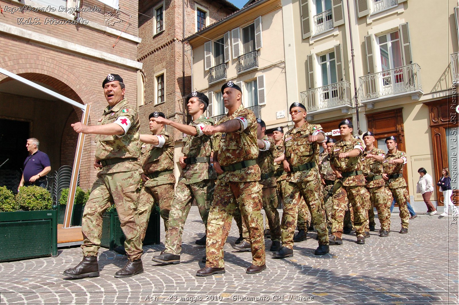 Asti - 23 maggio 2010 - Giuramento Solenne Corpo Militare della CRI  -  Croce Rossa Italiana - Ispettorato Regionale Volontari del Soccorso Piemonte