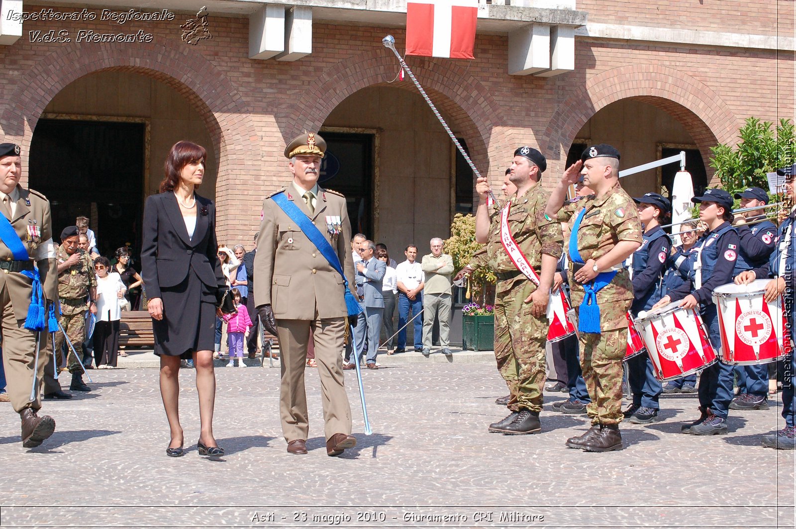 Asti - 23 maggio 2010 - Giuramento Solenne Corpo Militare della CRI  -  Croce Rossa Italiana - Ispettorato Regionale Volontari del Soccorso Piemonte