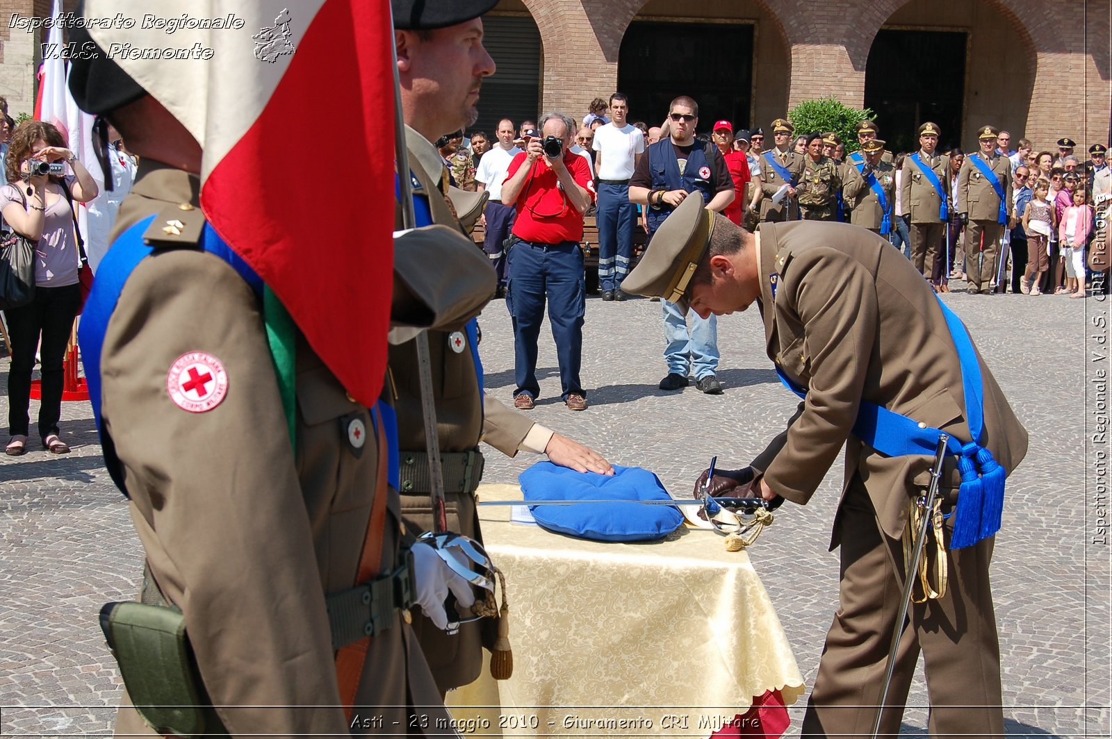 Asti - 23 maggio 2010 - Giuramento Solenne Corpo Militare della CRI  -  Croce Rossa Italiana - Ispettorato Regionale Volontari del Soccorso Piemonte