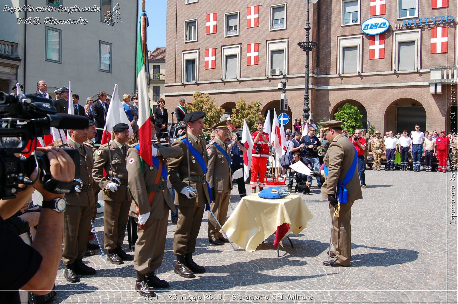 Asti - 23 maggio 2010 - Giuramento Solenne Corpo Militare della CRI  -  Croce Rossa Italiana - Ispettorato Regionale Volontari del Soccorso Piemonte