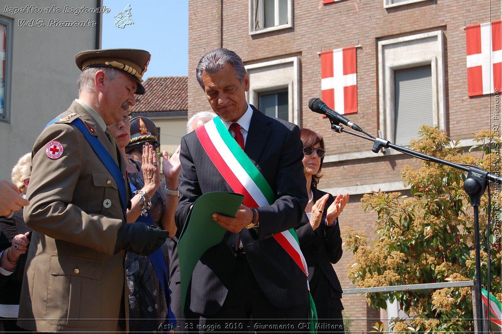 Asti - 23 maggio 2010 - Giuramento Solenne Corpo Militare della CRI  -  Croce Rossa Italiana - Ispettorato Regionale Volontari del Soccorso Piemonte