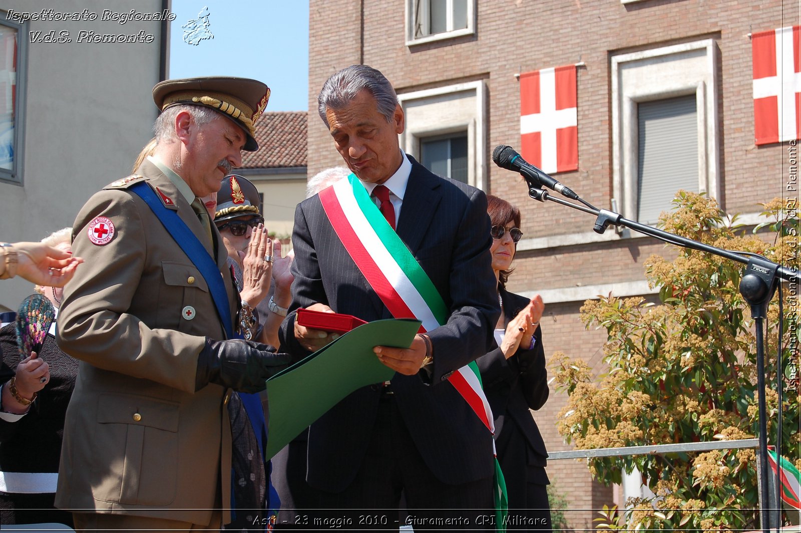 Asti - 23 maggio 2010 - Giuramento Solenne Corpo Militare della CRI  -  Croce Rossa Italiana - Ispettorato Regionale Volontari del Soccorso Piemonte