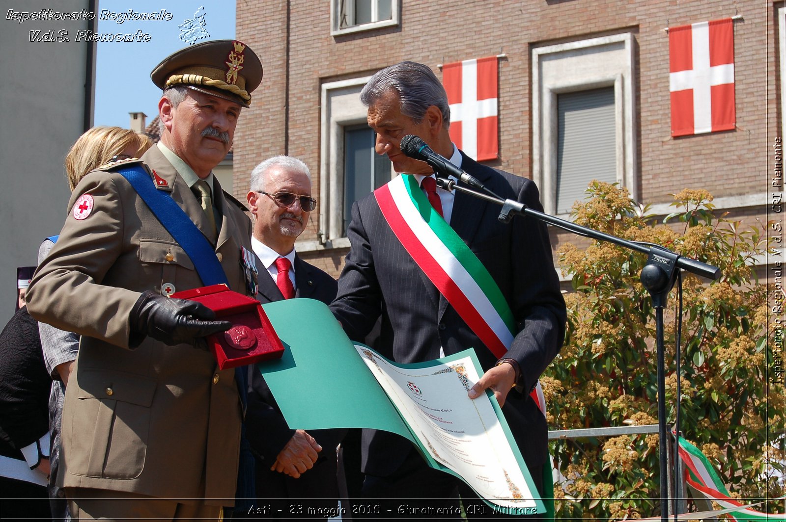 Asti - 23 maggio 2010 - Giuramento Solenne Corpo Militare della CRI  -  Croce Rossa Italiana - Ispettorato Regionale Volontari del Soccorso Piemonte