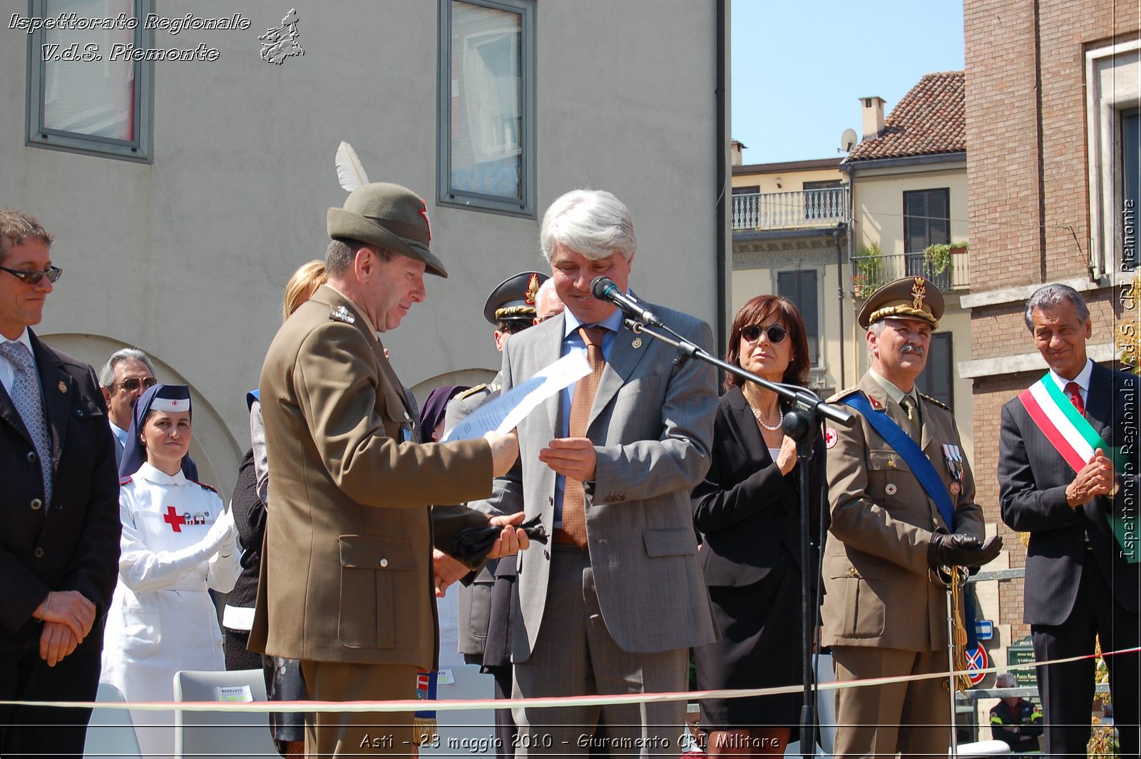 Asti - 23 maggio 2010 - Giuramento Solenne Corpo Militare della CRI  -  Croce Rossa Italiana - Ispettorato Regionale Volontari del Soccorso Piemonte