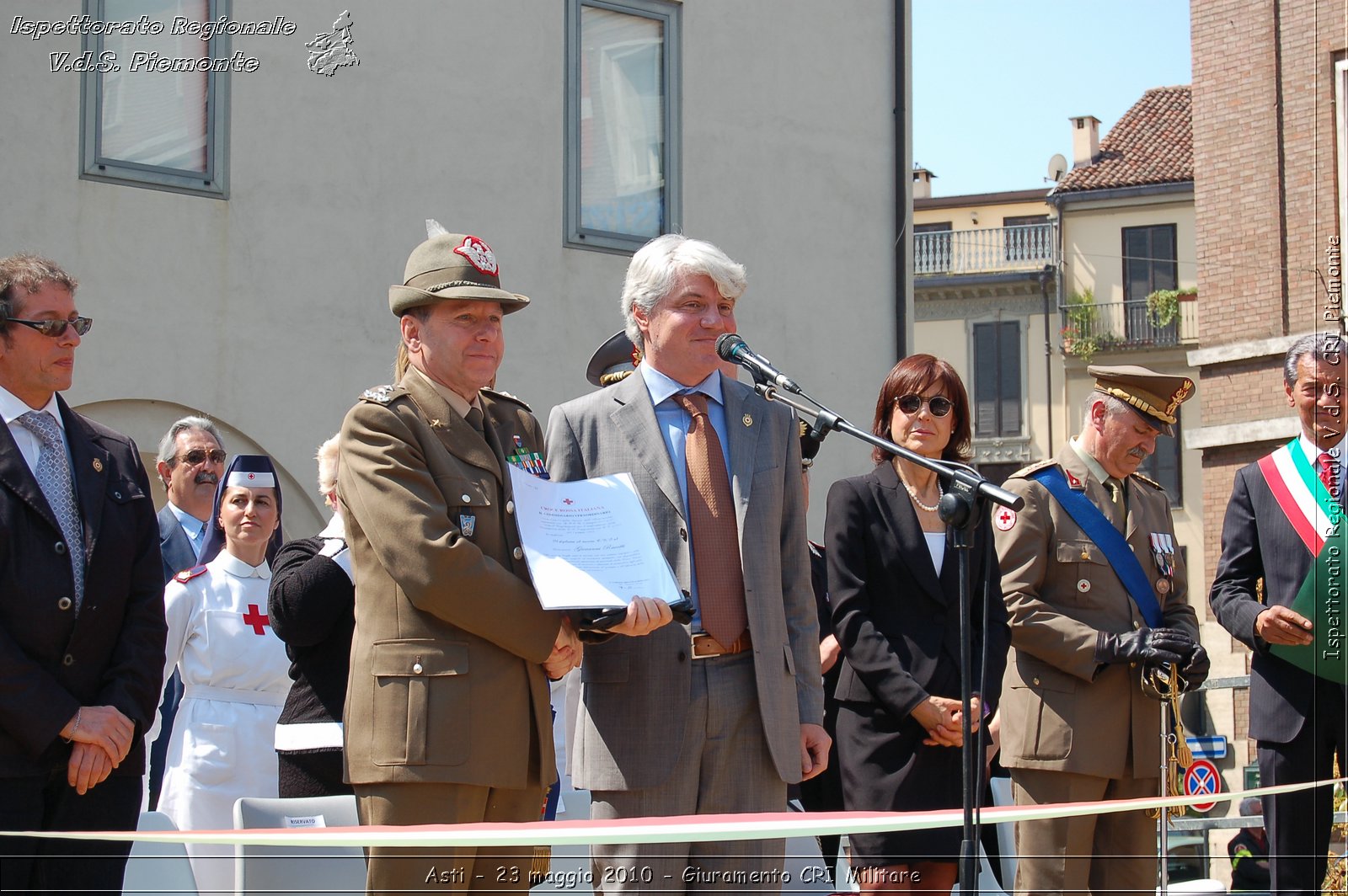 Asti - 23 maggio 2010 - Giuramento Solenne Corpo Militare della CRI  -  Croce Rossa Italiana - Ispettorato Regionale Volontari del Soccorso Piemonte