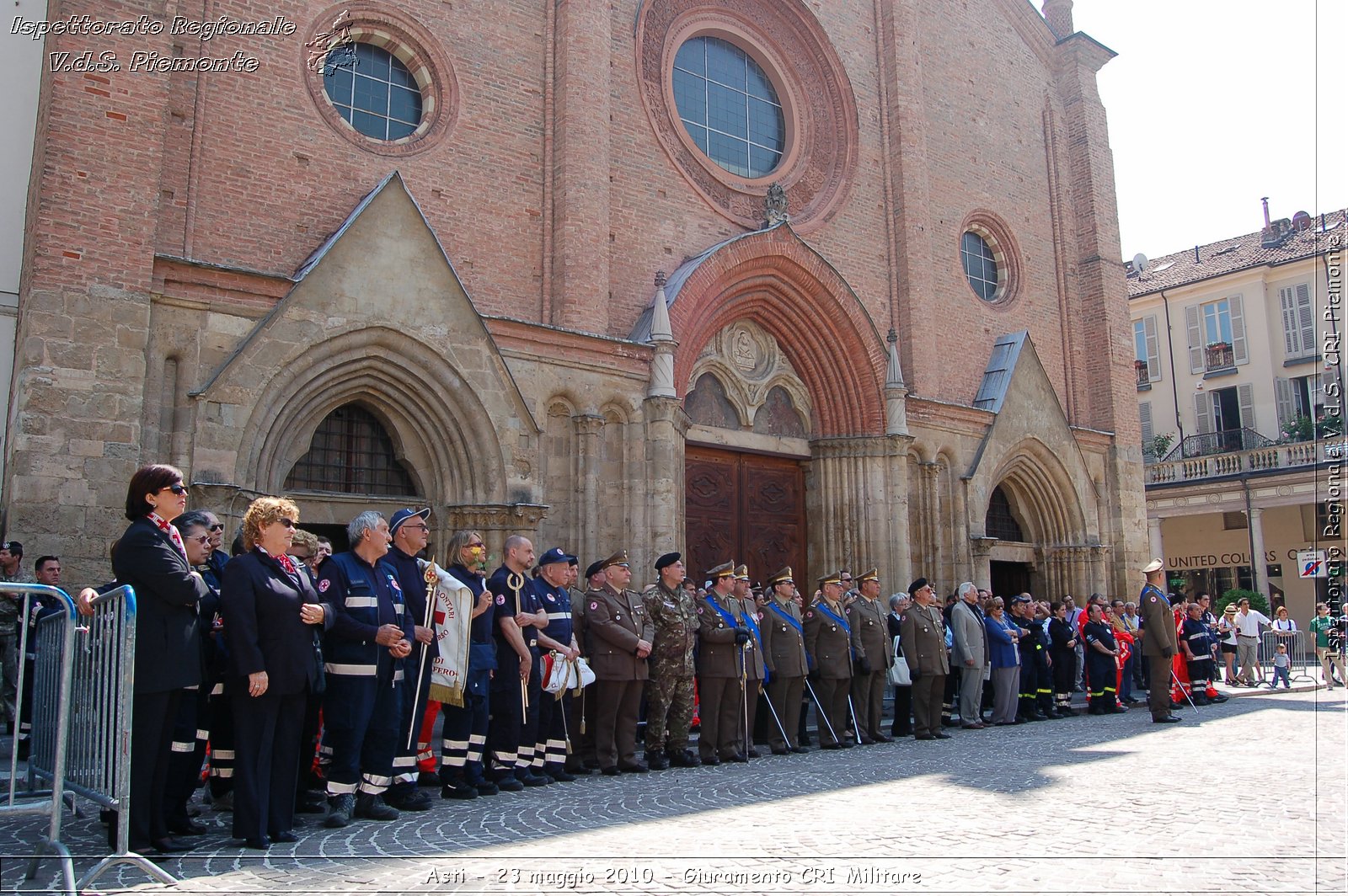 Asti - 23 maggio 2010 - Giuramento Solenne Corpo Militare della CRI  -  Croce Rossa Italiana - Ispettorato Regionale Volontari del Soccorso Piemonte