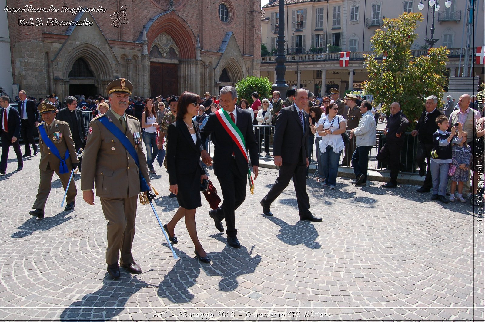 Asti - 23 maggio 2010 - Giuramento Solenne Corpo Militare della CRI  -  Croce Rossa Italiana - Ispettorato Regionale Volontari del Soccorso Piemonte