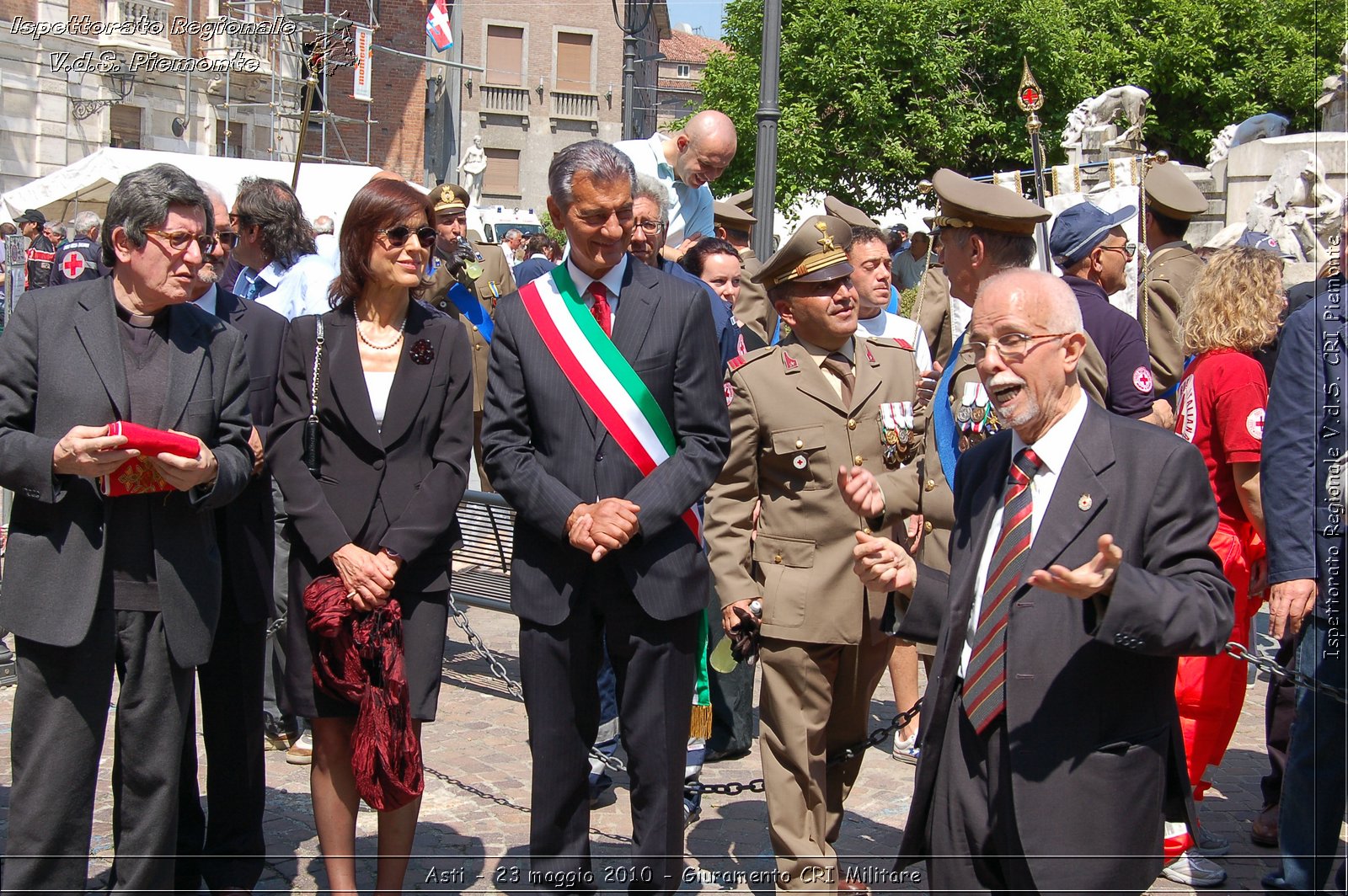 Asti - 23 maggio 2010 - Giuramento Solenne Corpo Militare della CRI  -  Croce Rossa Italiana - Ispettorato Regionale Volontari del Soccorso Piemonte