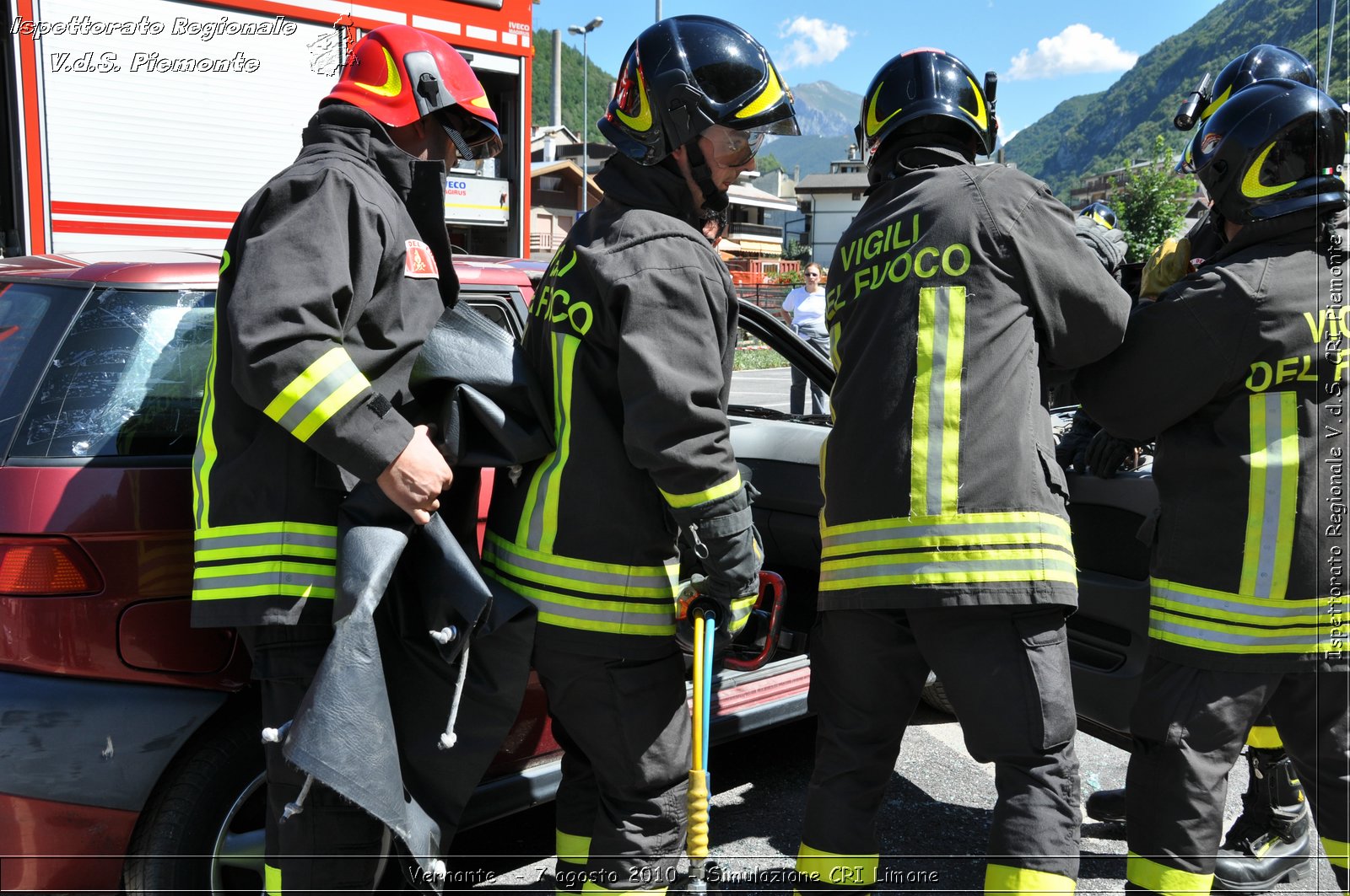 Vernante  - 7 agosto 2010 - Simulazione CRI Limone -  Croce Rossa Italiana - Ispettorato Regionale Volontari del Soccorso Piemonte