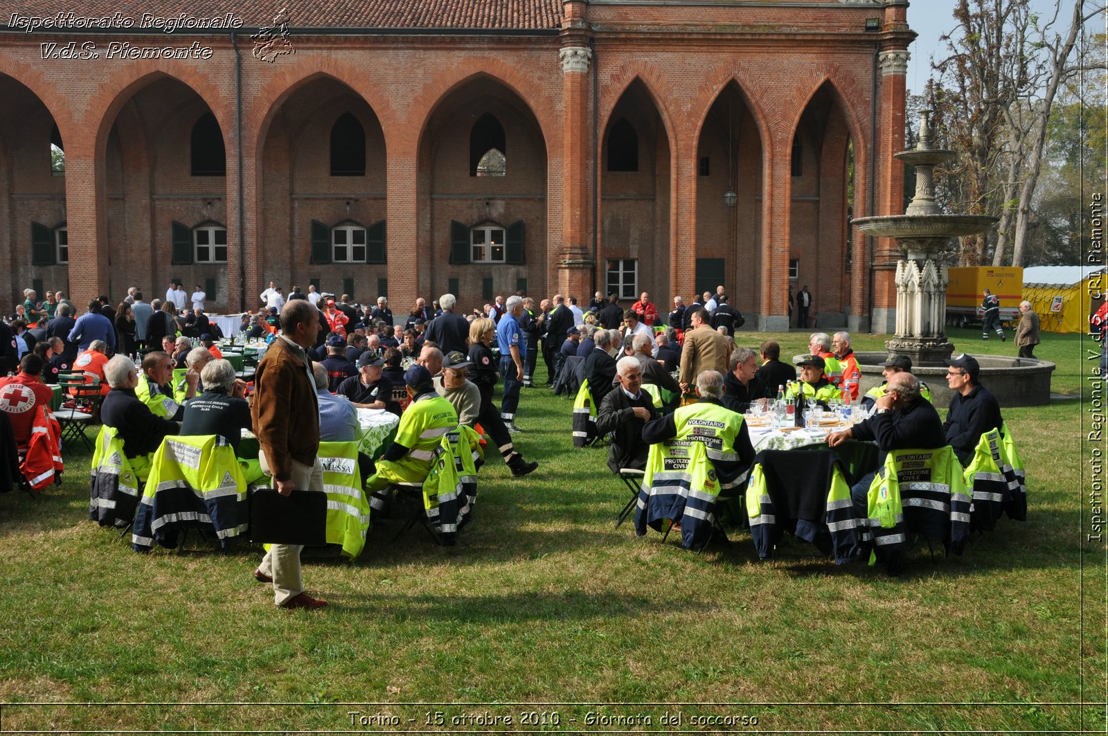 Torino - 15 ottobre 2010 - Fondazione CRT, Giornata del soccorso -  Croce Rossa Italiana - Ispettorato Regionale Volontari del Soccorso Piemonte