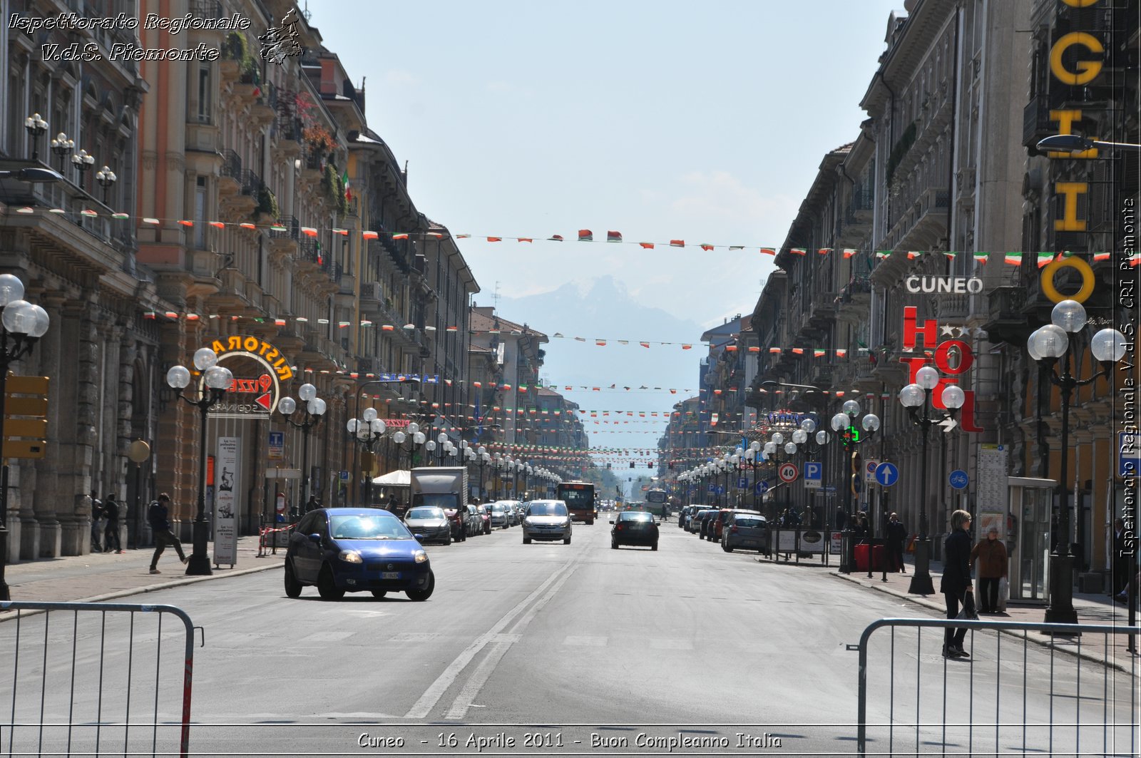 Cuneo - 16 Aprile 2011 - Buon Compleanno Italia  -  Croce Rossa Italiana - Ispettorato Regionale Volontari del Soccorso Piemonte