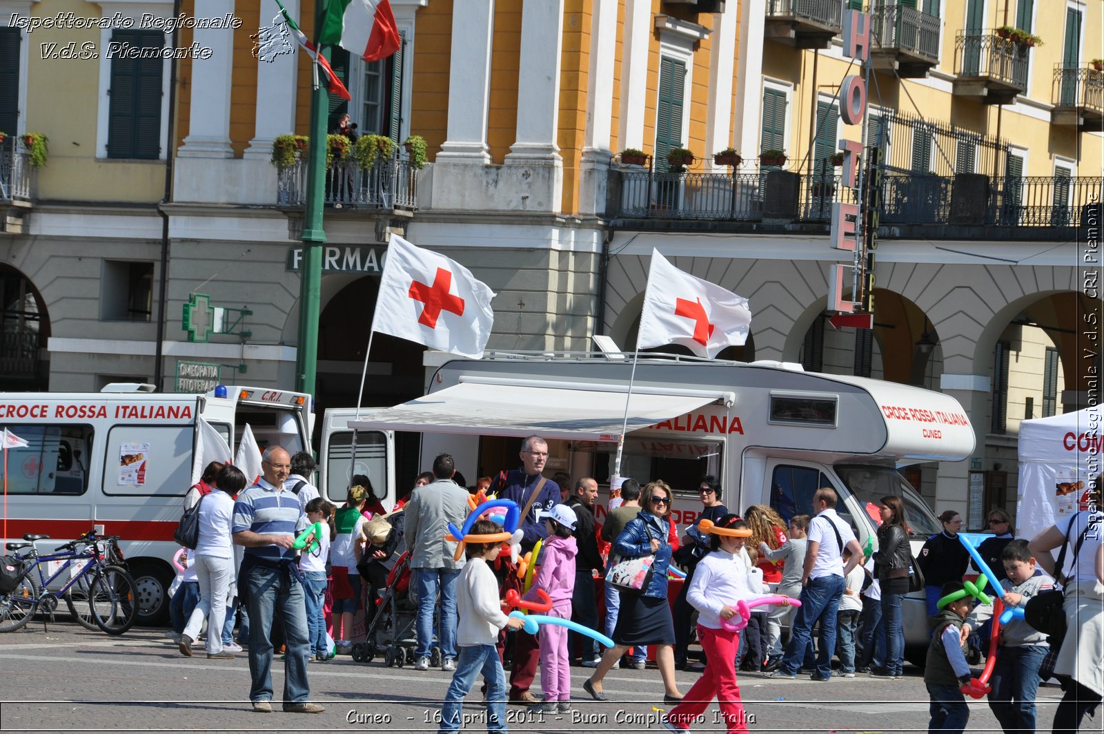 Cuneo - 16 Aprile 2011 - Buon Compleanno Italia  -  Croce Rossa Italiana - Ispettorato Regionale Volontari del Soccorso Piemonte