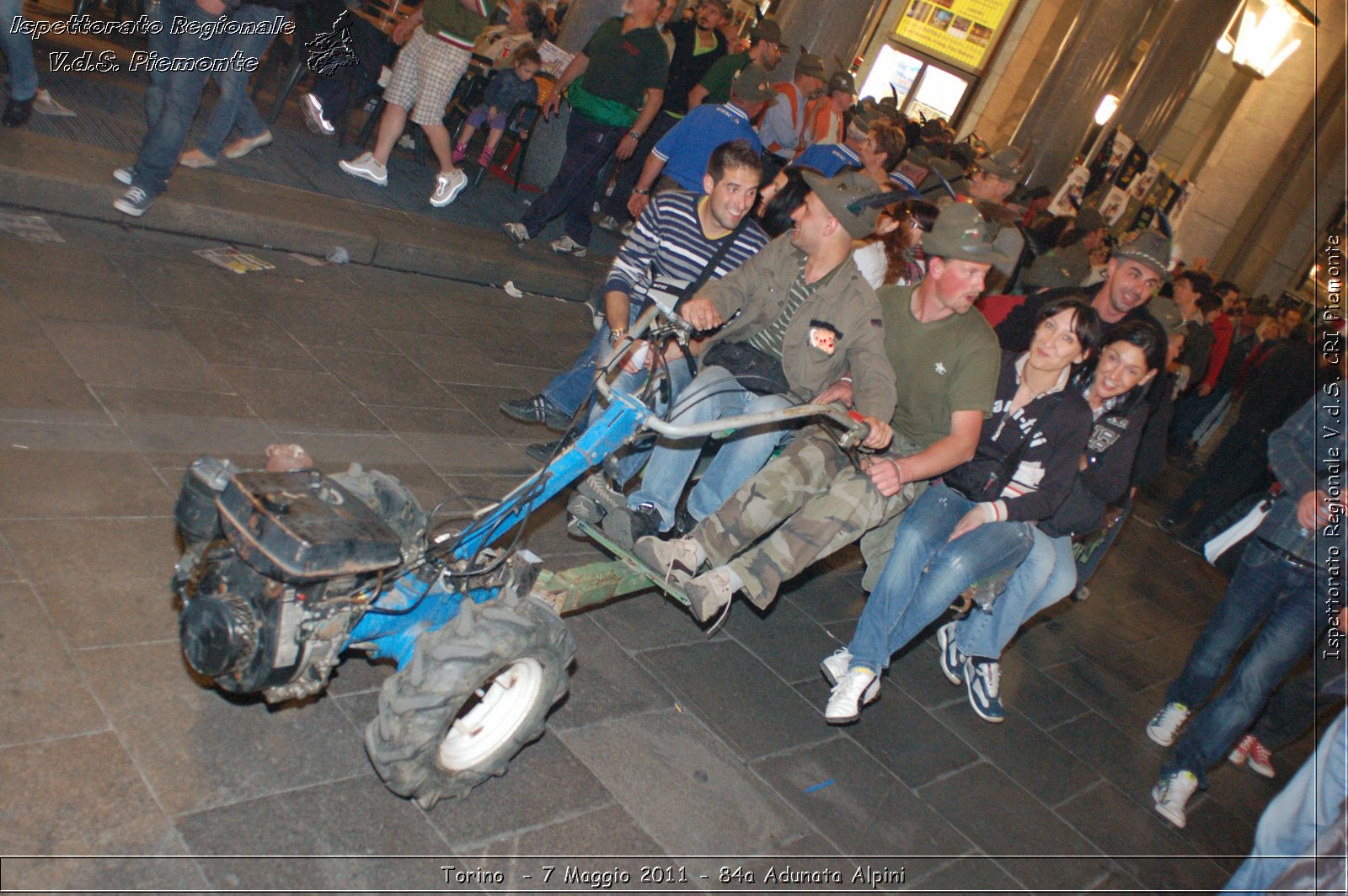 Torino  - 7 Maggio 2011 - 84a Adunata Nazionale Alpini -  Croce Rossa Italiana - Ispettorato Regionale Volontari del Soccorso Piemonte