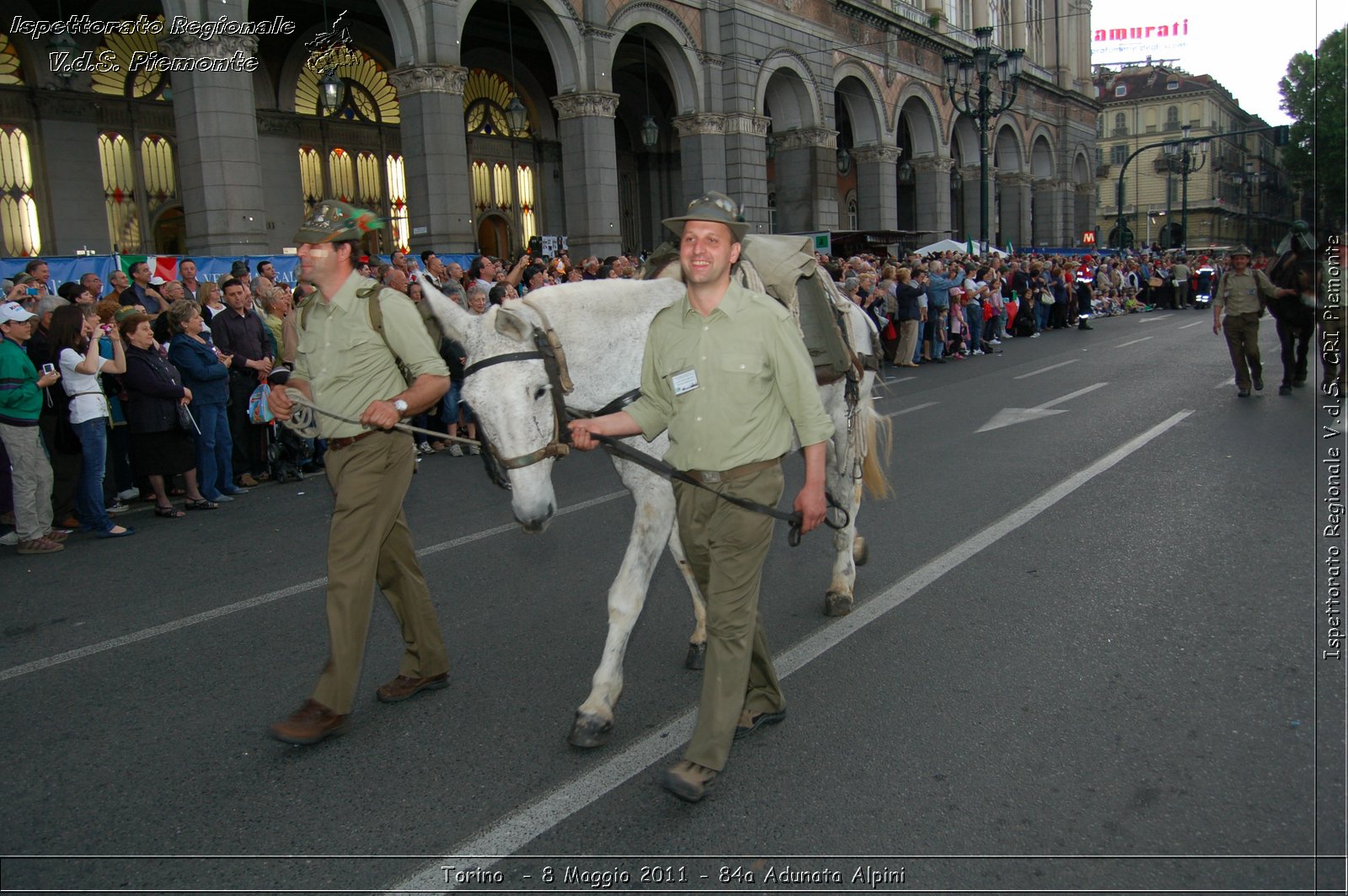 Torino  - 8 Maggio 2011 - 84a Adunata Nazionale Alpini -  Croce Rossa Italiana - Ispettorato Regionale Volontari del Soccorso Piemonte