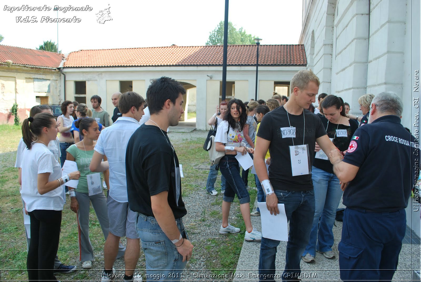 Novara - 19 maggio 2011 - Simulazione Maxi Emergenza CRIMEDIM  - Croce Rossa Italiana - Ufficio Immagine Comitato Provinciale CRI Novara