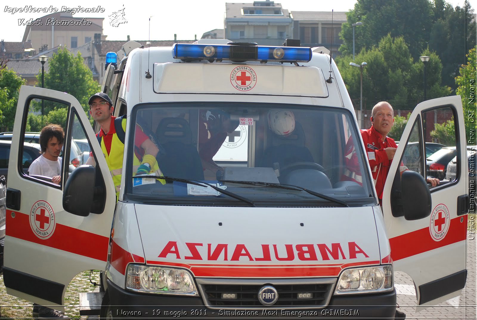 Novara - 19 maggio 2011 - Simulazione Maxi Emergenza CRIMEDIM  - Croce Rossa Italiana - Ufficio Immagine Comitato Provinciale CRI Novara