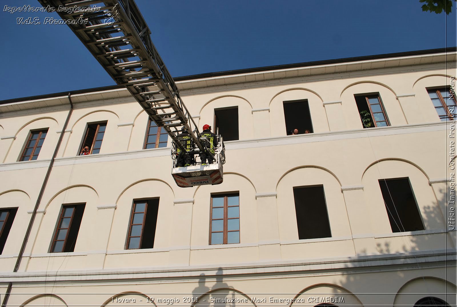 Novara - 19 maggio 2011 - Simulazione Maxi Emergenza CRIMEDIM  - Croce Rossa Italiana - Ufficio Immagine Comitato Provinciale CRI Novara