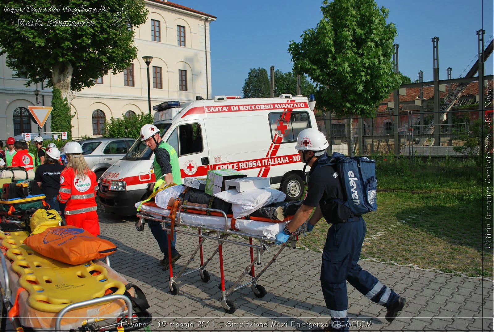 Novara - 19 maggio 2011 - Simulazione Maxi Emergenza CRIMEDIM  - Croce Rossa Italiana - Ufficio Immagine Comitato Provinciale CRI Novara