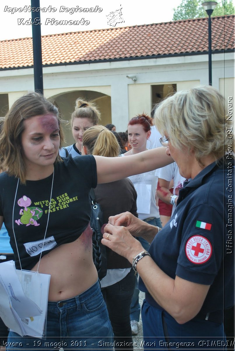 Novara - 19 maggio 2011 - Simulazione Maxi Emergenza CRIMEDIM  - Croce Rossa Italiana - Ufficio Immagine Comitato Provinciale CRI Novara