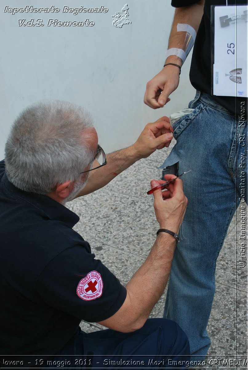 Novara - 19 maggio 2011 - Simulazione Maxi Emergenza CRIMEDIM  - Croce Rossa Italiana - Ufficio Immagine Comitato Provinciale CRI Novara