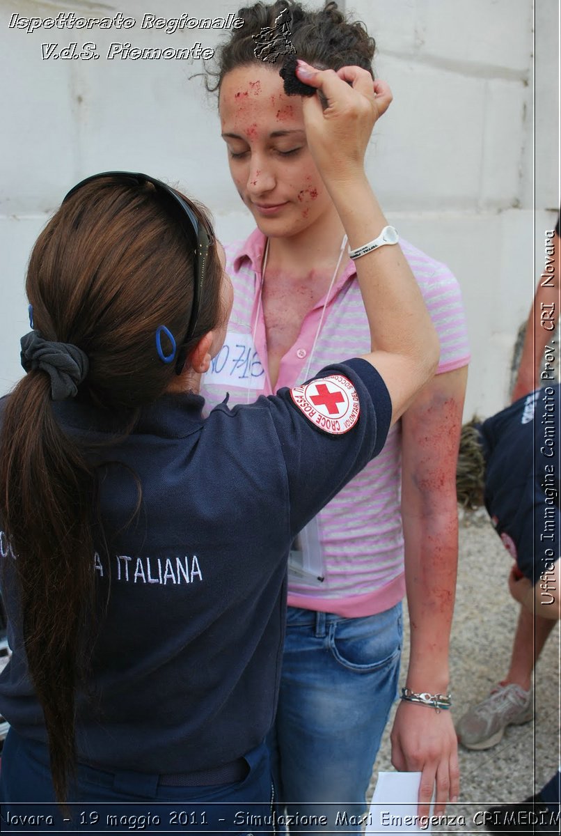 Novara - 19 maggio 2011 - Simulazione Maxi Emergenza CRIMEDIM  - Croce Rossa Italiana - Ufficio Immagine Comitato Provinciale CRI Novara