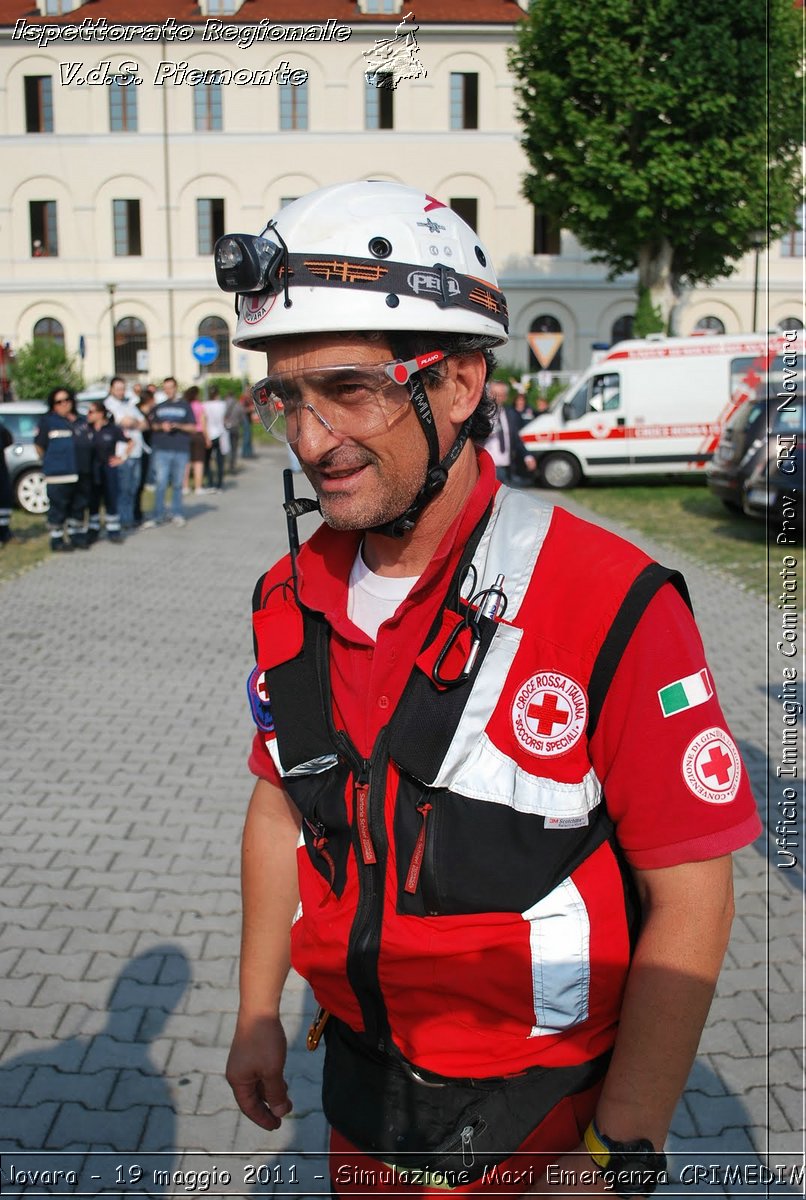 Novara - 19 maggio 2011 - Simulazione Maxi Emergenza CRIMEDIM  - Croce Rossa Italiana - Ufficio Immagine Comitato Provinciale CRI Novara