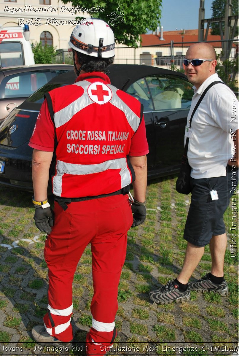 Novara - 19 maggio 2011 - Simulazione Maxi Emergenza CRIMEDIM  - Croce Rossa Italiana - Ufficio Immagine Comitato Provinciale CRI Novara