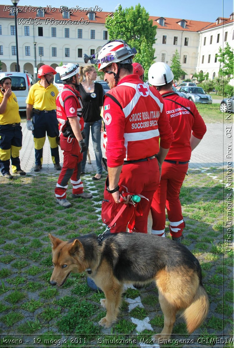 Novara - 19 maggio 2011 - Simulazione Maxi Emergenza CRIMEDIM  - Croce Rossa Italiana - Ufficio Immagine Comitato Provinciale CRI Novara