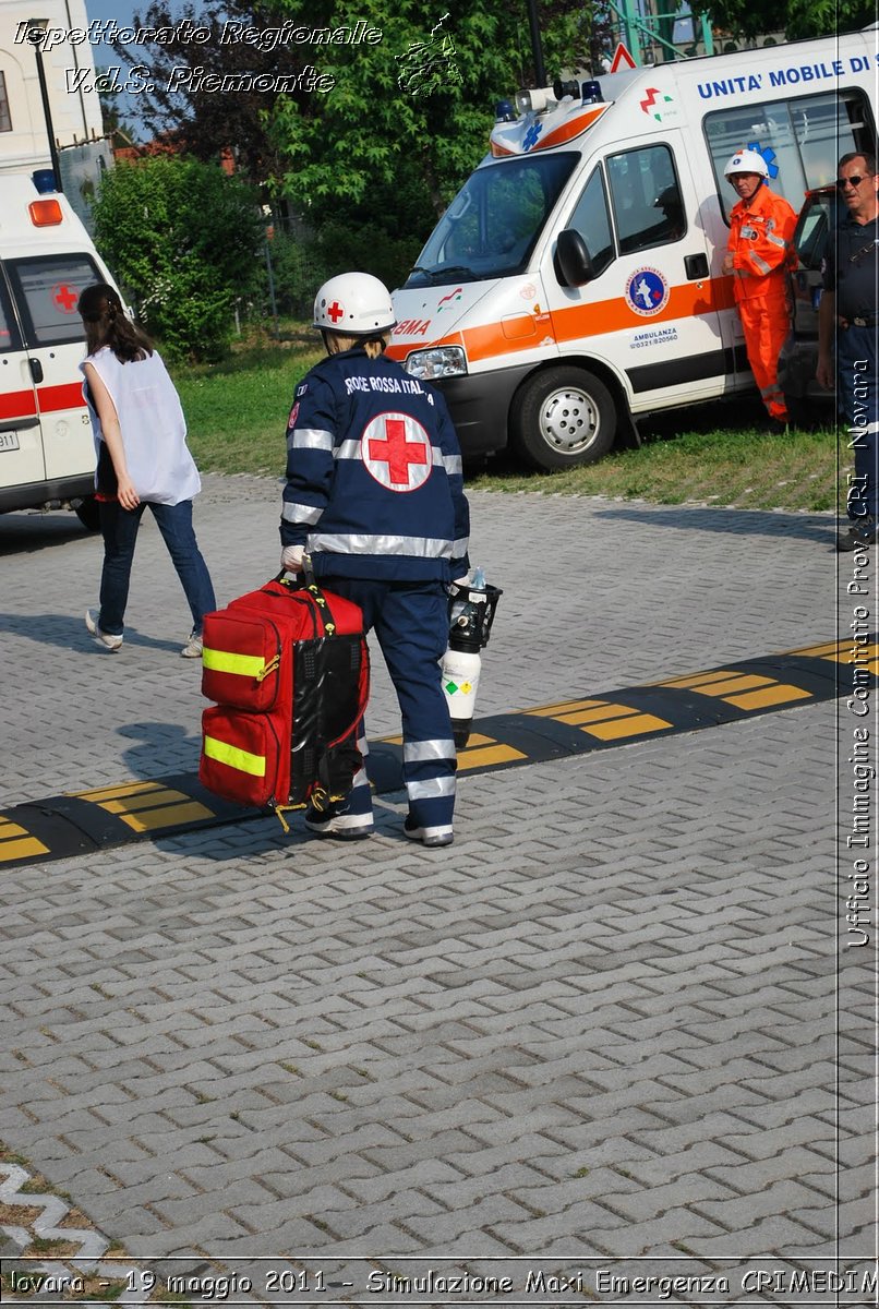 Novara - 19 maggio 2011 - Simulazione Maxi Emergenza CRIMEDIM  - Croce Rossa Italiana - Ufficio Immagine Comitato Provinciale CRI Novara