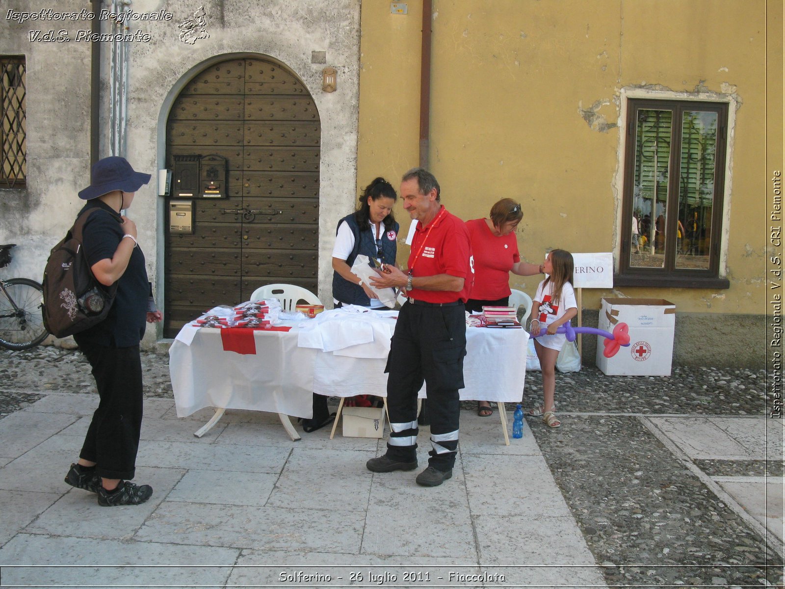 Solferino - 26 luglio 2011 - Fiaccolata -  Croce Rossa Italiana - Ispettorato Regionale Volontari del Soccorso Piemonte