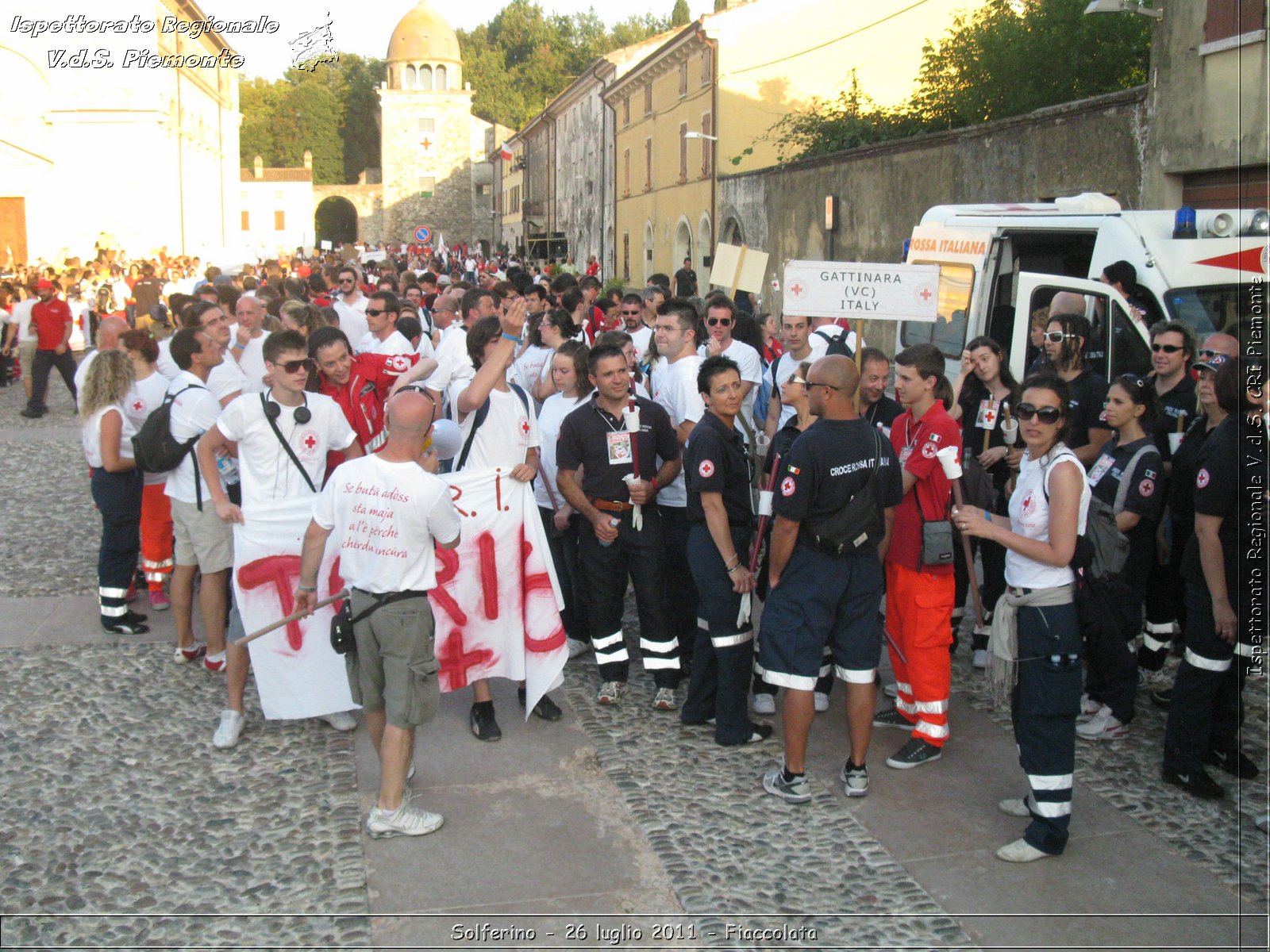 Solferino - 26 luglio 2011 - Fiaccolata -  Croce Rossa Italiana - Ispettorato Regionale Volontari del Soccorso Piemonte