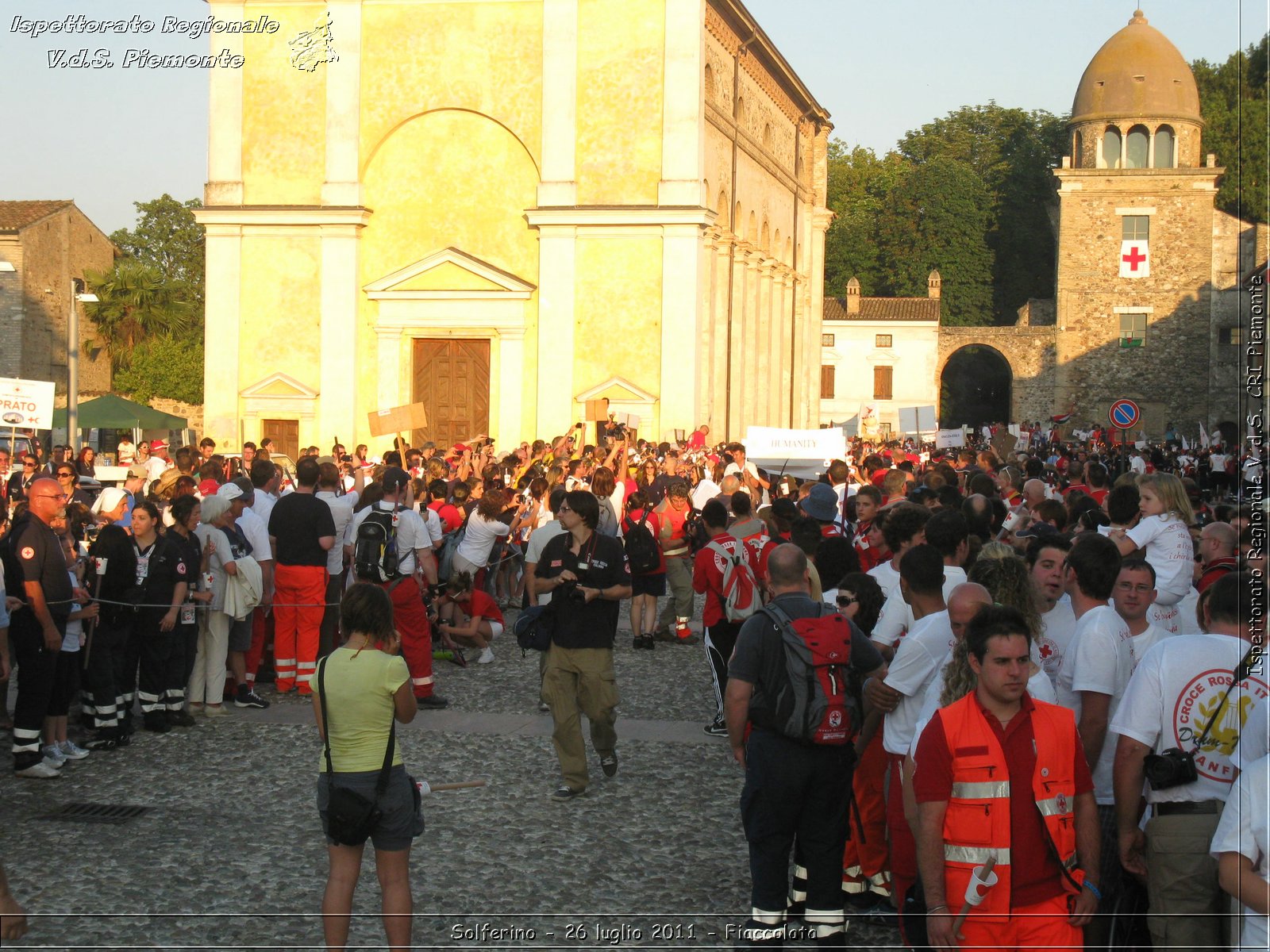 Solferino - 26 luglio 2011 - Fiaccolata -  Croce Rossa Italiana - Ispettorato Regionale Volontari del Soccorso Piemonte