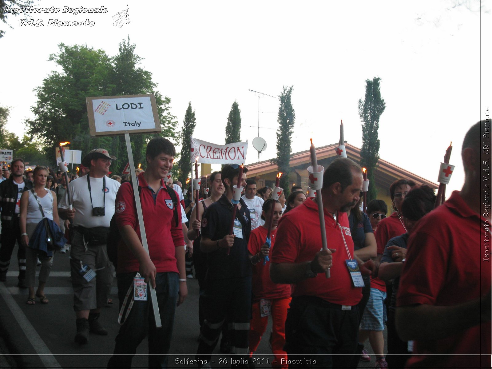 Solferino - 26 luglio 2011 - Fiaccolata -  Croce Rossa Italiana - Ispettorato Regionale Volontari del Soccorso Piemonte