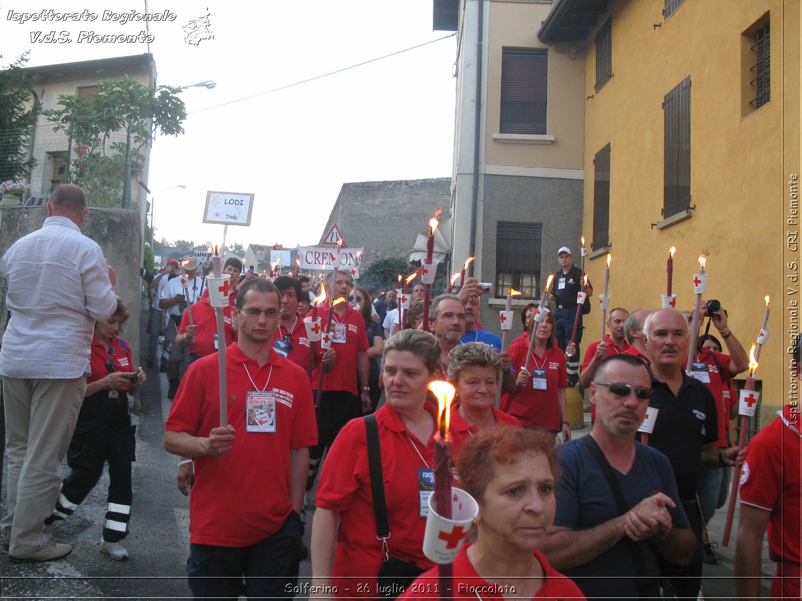 Solferino - 26 luglio 2011 - Fiaccolata -  Croce Rossa Italiana - Ispettorato Regionale Volontari del Soccorso Piemonte