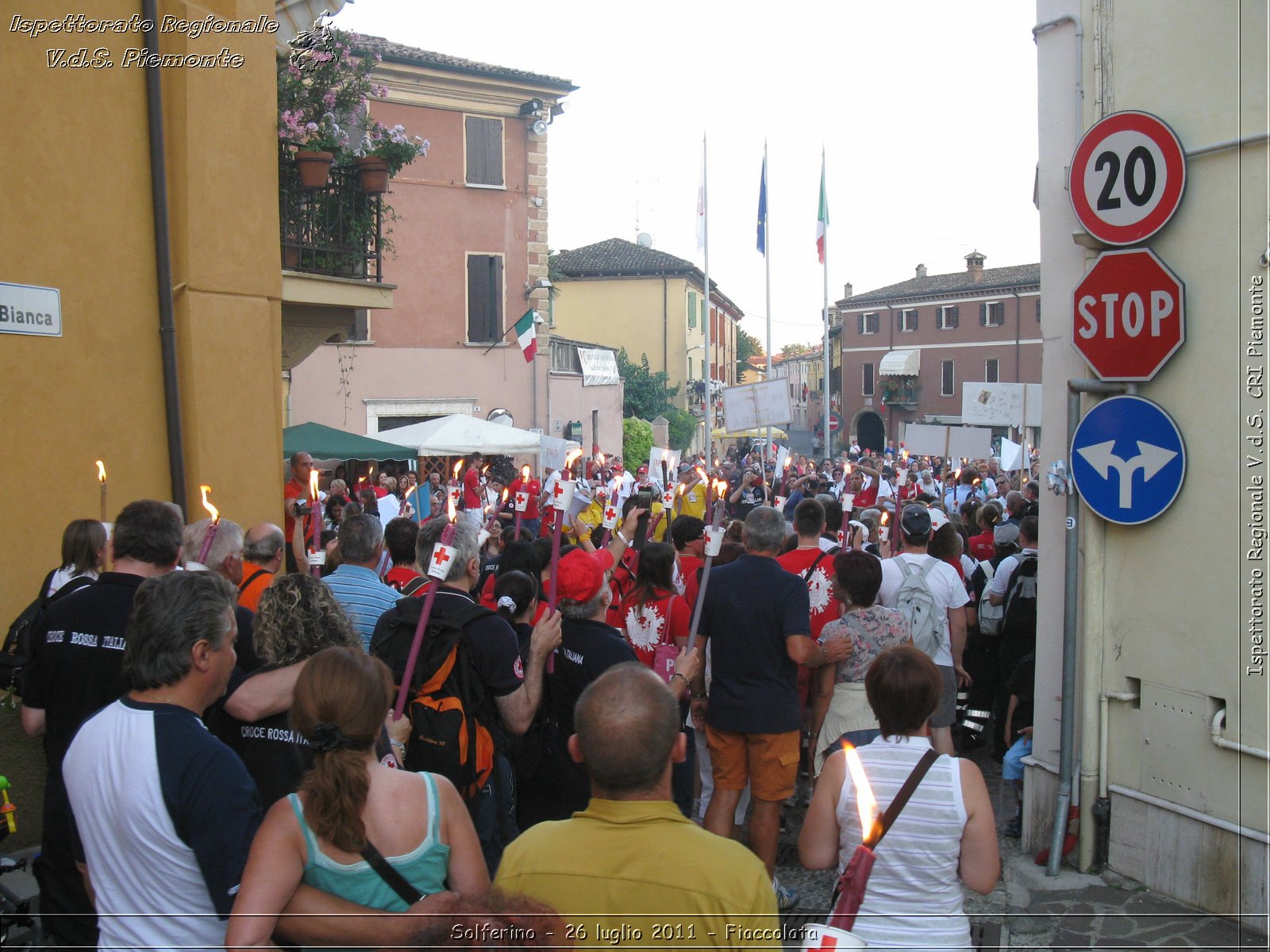 Solferino - 26 luglio 2011 - Fiaccolata -  Croce Rossa Italiana - Ispettorato Regionale Volontari del Soccorso Piemonte