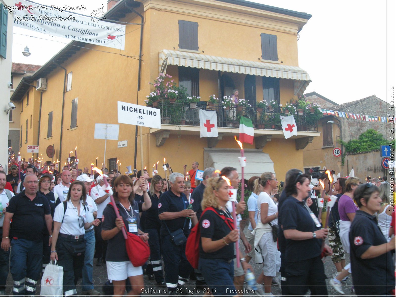 Solferino - 26 luglio 2011 - Fiaccolata -  Croce Rossa Italiana - Ispettorato Regionale Volontari del Soccorso Piemonte