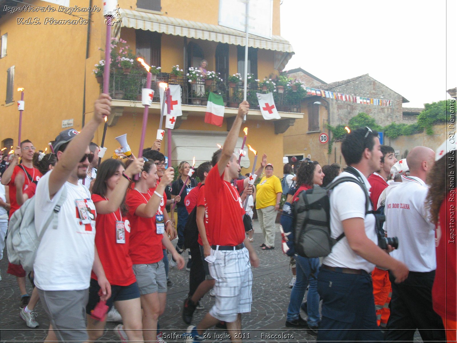 Solferino - 26 luglio 2011 - Fiaccolata -  Croce Rossa Italiana - Ispettorato Regionale Volontari del Soccorso Piemonte