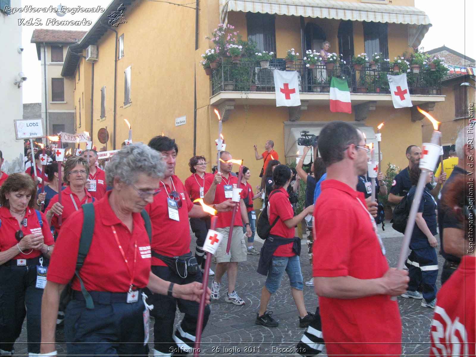 Solferino - 26 luglio 2011 - Fiaccolata -  Croce Rossa Italiana - Ispettorato Regionale Volontari del Soccorso Piemonte