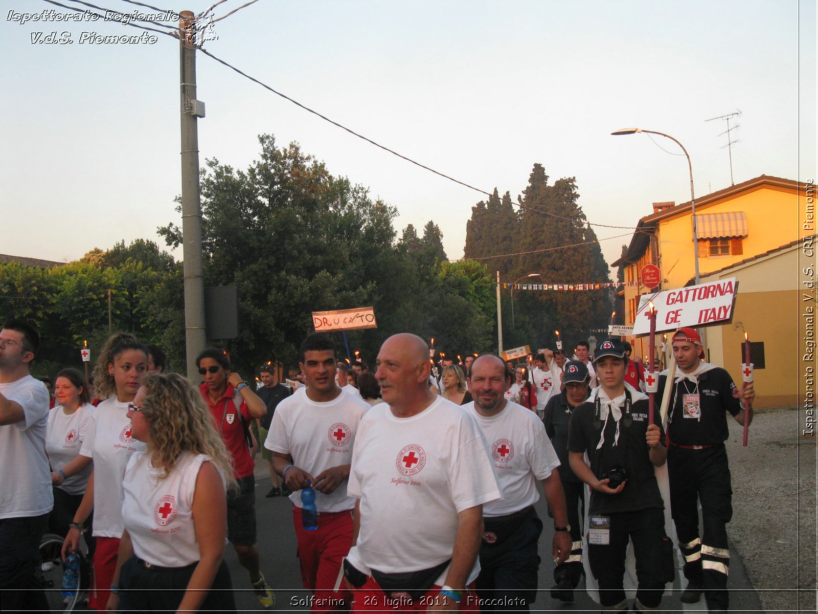 Solferino - 26 luglio 2011 - Fiaccolata -  Croce Rossa Italiana - Ispettorato Regionale Volontari del Soccorso Piemonte