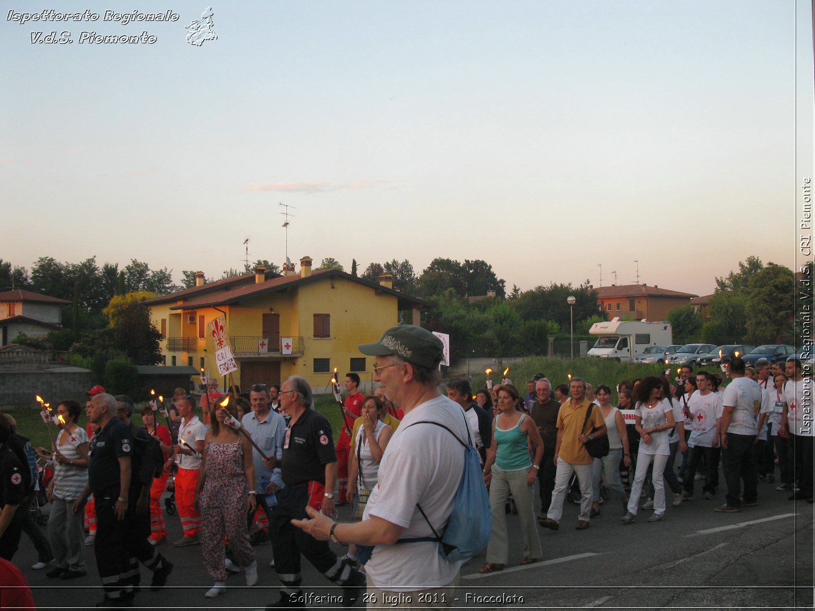 Solferino - 26 luglio 2011 - Fiaccolata -  Croce Rossa Italiana - Ispettorato Regionale Volontari del Soccorso Piemonte