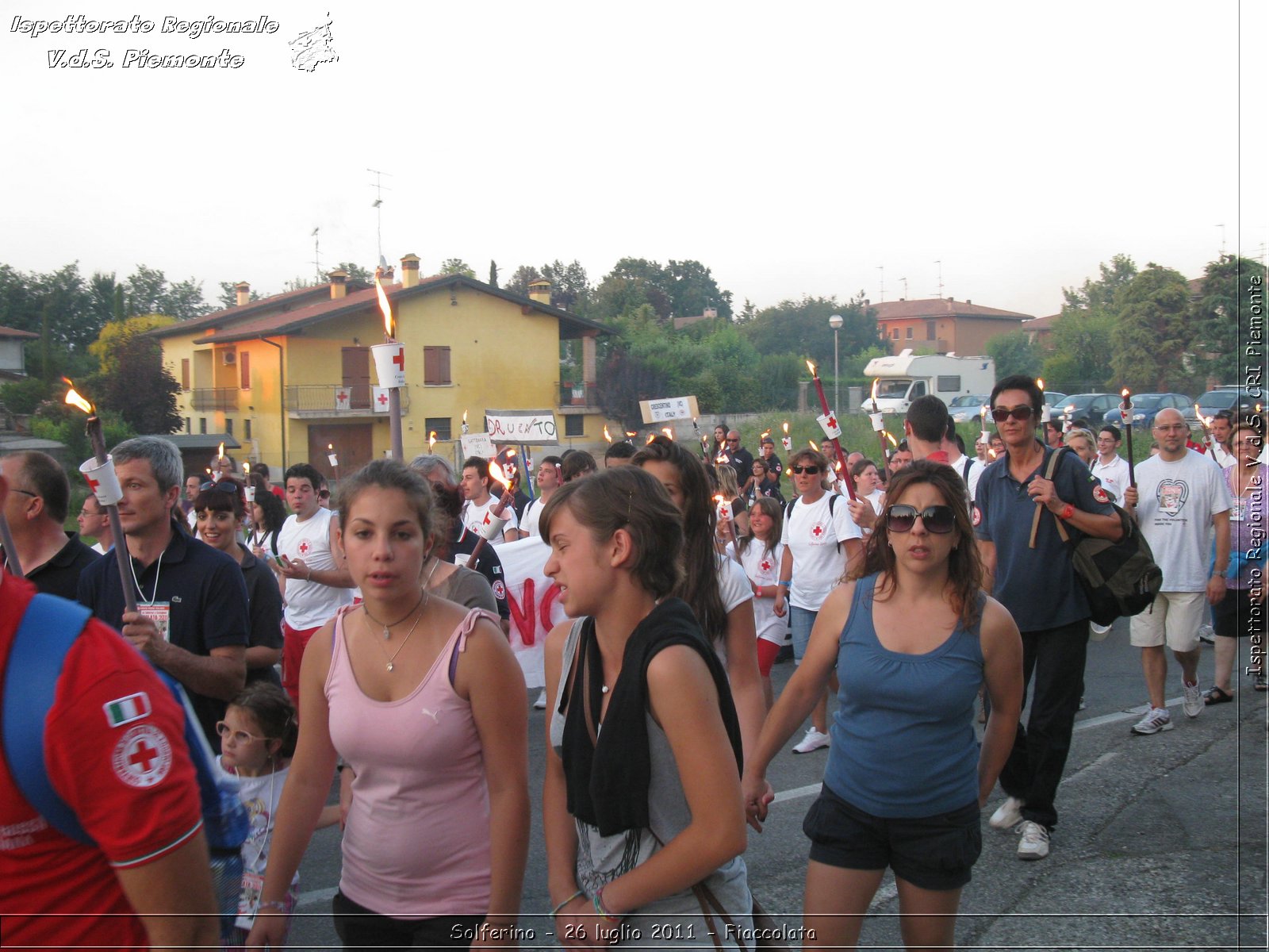 Solferino - 26 luglio 2011 - Fiaccolata -  Croce Rossa Italiana - Ispettorato Regionale Volontari del Soccorso Piemonte