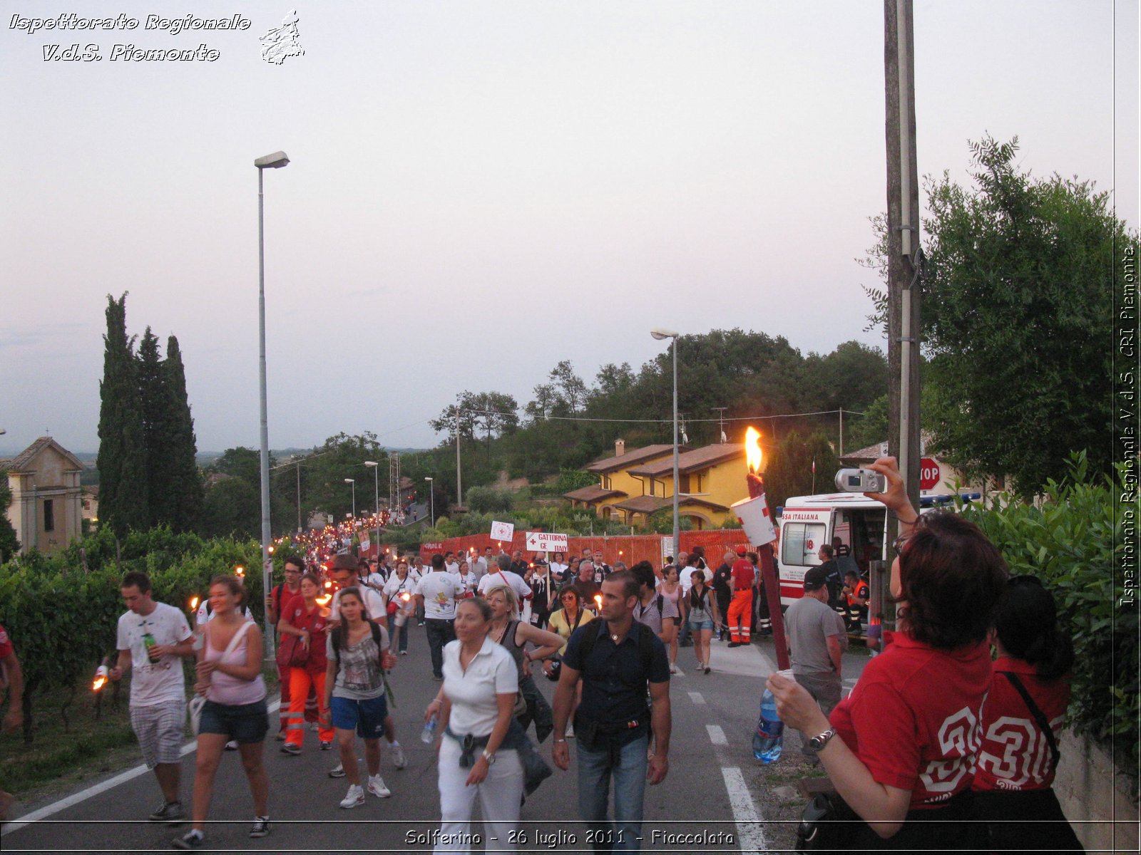 Solferino - 26 luglio 2011 - Fiaccolata -  Croce Rossa Italiana - Ispettorato Regionale Volontari del Soccorso Piemonte