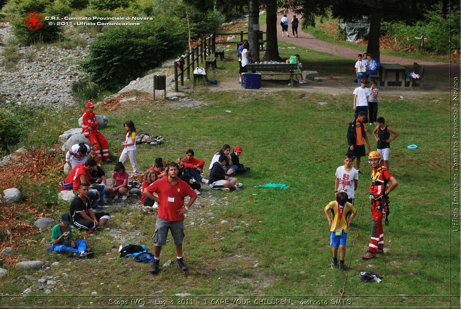 Scopa (VC) - Luglio 2011 - I CARE YOUR CHILDREN - giornata con operatori SMTS (Soccorsi con Mezzi e Tecniche Speciali)  -  Croce Rossa Italiana - Ufficio Immagine Comitato Provinciale Novara