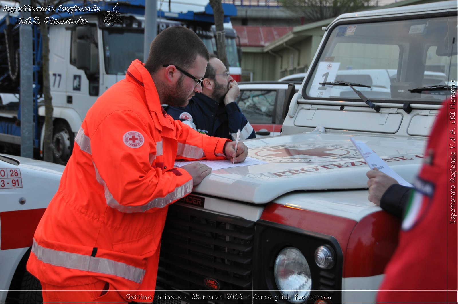 Settimo torinese - 25 marzo 2012 - Corso guida fuoristrada - Croce Rossa Italiana - Ispettorato Regionale Volontari del Soccorso Piemonte